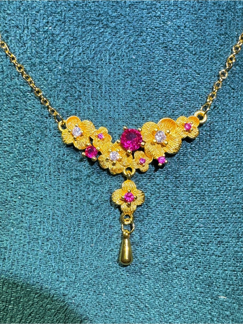 Vintage Floral Pink Crystal Gold Tone Statement Necklace